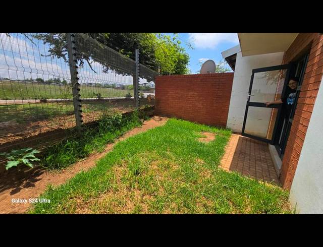 2 BEDROOM PROPERTY TO RENT IN PARKDENE